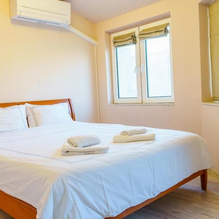 Centrally Located Apartment In Varna Eksteriør billede